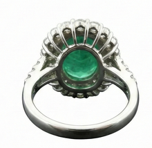 Afbeelding in Gallery-weergave laden, Prachtige Groene Smaragd GIA Met Natuurlijke uit de aarde gewonnen Diamanten Trouwring Witgoud 7.5 Karaat