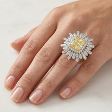 Afbeelding in Gallery-weergave laden, Natuurlijk Radiant Slijpvorm Gele Kanarie Diamant Halo Ring 4