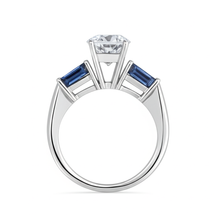 Afbeelding in Gallery-weergave laden, Natuurlijke Blauwe Saffier Diamanten Ring 3.20 Karaat 3-Steens Oude Mijnwerker