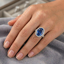 Afbeelding in Gallery-weergave laden, Natuurlijke (niet labgekweekte) ovale blauwe saffier halo verlovingsring set 10.25 karaat witgoud