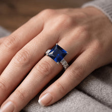 Afbeelding in Gallery-weergave laden, Natuurlijke uit de aarde gewonnen diamanten gouden ring, Prong Gezet met Sri Lankaanse saffier en accenten, 6 karaat