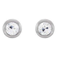 Afbeelding in Gallery-weergave laden, Oorknopjes Bezel Set Old Miner Echt Diamonds 3 Karaat Push Backs