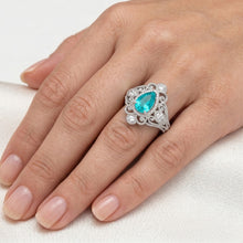 Afbeelding in Gallery-weergave laden, Op maat gemaakt Halo Ring met Vintage Neon Paraiba – 1 karaat