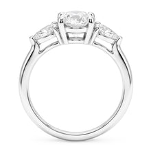 Afbeelding in Gallery-weergave laden, Ovaal Diamant 3-Steens Ring in 14 Karaat Witgoud – 4,50 karaat