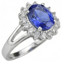 Afbeelding in Gallery-weergave laden, Ovaal Geslepen 22.75 Karaat Tanzaniet Met Natuurlijke uit de aarde gewonnen Diamanten Ring Witgoud 14K