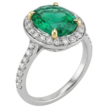 Afbeelding in Gallery-weergave laden, Colombiaanse Smaragd Edelsteen Ring 3,50 karaat 14K Geelgoud – hoekaanzicht