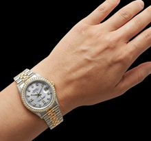 Afbeelding in Gallery-weergave laden, Parelmoer wijzerplaat Rolex Datumjust-horloge Aangepaste Natuurlijke echte diamant ( niet in het laboratorium gekweekt )en rand Roestvrij staal en goud