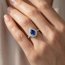 Afbeelding in Gallery-weergave laden, Prachtige peervorm Sri Lanka blauwe saffier Natuurlijke echte diamanten ( niet in een laboratorium gekweekt ) ring goud 2 Ct