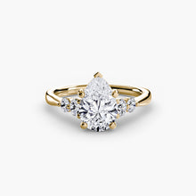 Afbeelding in Gallery-weergave laden, Rond Briljant Edelsteen ring in Gold – bovenaanzicht