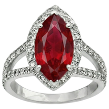 Afbeelding in Gallery-weergave laden, Red Marquise Cut Halo Ruby Diamond Ring Witgoud 5,55 Ct