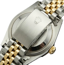 Afbeelding in Gallery-weergave laden, Roestvrij staal en gouden jubileumarmband, datumhorloge, witte Romeinse wijzerplaat, gecanneleerde rand