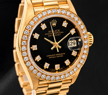 Afbeelding in Gallery-weergave laden, Rolex Datejust 26 mm 69178 Zwarte Fabrieks Diamanten Wijzerplaat Diamanten Lunette Geelgoud