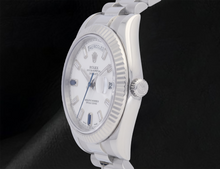 Afbeelding in Gallery-weergave laden, Rolex 41 mm Day Date II 218239 Witte Baguette Diamanten Wijzerplaat Witgoud President-band 18k