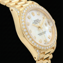 Afbeelding in Gallery-weergave laden, Rolex Dames voorzitter-stijl horloge Geelgouden diamanten dweil-wijzerplaat