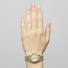 Afbeelding in Gallery-weergave laden, Rolex Datejust 31 mm dameshorloge met tweekleurige ivoorkleurige wijzerplaat P4
