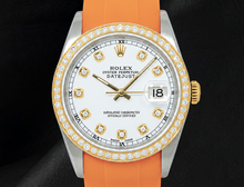 Afbeelding in Gallery-weergave laden, Rolex Datejust 16013 36mm Witte Diamanten Wijzerplaat Oranje Rubberen Band Horloge