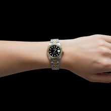 Afbeelding in Gallery-weergave laden, Rolex Datumjust Dameshorloge Zwarte Stok wijzerplaat roestvrij staal & Gouden Jubileum