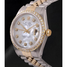 Afbeelding in Gallery-weergave laden, Rolex Datumjust herenhorloge met parelmoer diamanten wijzerplaat tweekleurige snel ingesteld