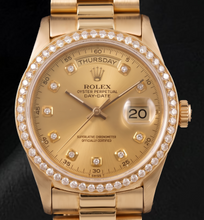 Afbeelding in Gallery-weergave laden, Rolex Day-Date 1803 36mm Champagne Diamanten Wijzerplaat 18K Geelgoud Horloge