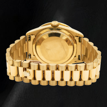 Afbeelding in Gallery-weergave laden, Rolex Day-Date 18238 36mm Wit Parelmoer Romeinse Cijfers Diamanten Wijzerplaat Geelgoud Horloge
