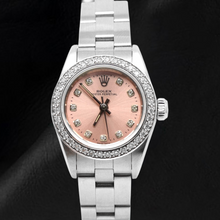 Afbeelding in Gallery-weergave laden, Rolex Oyster Perpetual horloge met roze diamanten wijzerplaat en 24 mm roestvrij staal