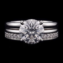 Afbeelding in Gallery-weergave laden, Ronde Natuurlijke uit de aarde gewonnen Diamanten Jubileum Ring Set 3 Karaat Prong Gezet Witgoud 14K