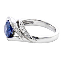 Afbeelding in Gallery-weergave laden, Ronde geslepen blauwe saffier en Natuurlijke echte diamanten ( niet in een laboratorium gekweekt ) 2.50 ct ring wit goud 14k