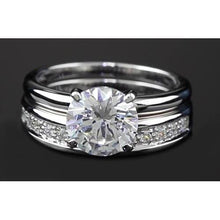 Afbeelding in Gallery-weergave laden, Ronde Natuurlijke uit de aarde gewonnen Diamanten Jubileum Ring Set 3 Karaat Prong Gezet Witgoud 14K