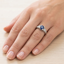 Afbeelding in Gallery-weergave laden, echte round diamant 1.65karaat ring op wit