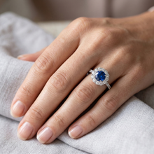 Afbeelding in Gallery-weergave laden, Rond geslepen Sri Lanka saffier Natuurlijke echte diamanten ( niet in een laboratorium gekweekt ) ring goud 14K 1.50 karaat