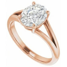 Afbeelding in Gallery-weergave laden, Briljant Antiek Cushion Solitaire Verlovingsring in 14K Rosé Goud – zijaanzicht