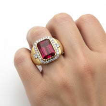 Afbeelding in Gallery-weergave laden, Birmese Robijn Radiant Slijpvorm Heren Ring in 10K Yellow Gold – hoekaanzicht
