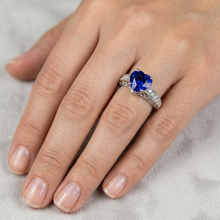 Afbeelding in Gallery-weergave laden, Saffier Ring Hart Geslepen