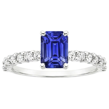 Afbeelding in Gallery-weergave laden, Solitaire Ceylon Sapphire Met Accenten Ring & Diamanten 5 Karaat