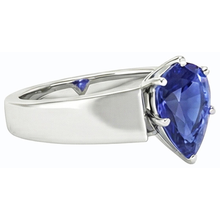 Afbeelding in Gallery-weergave laden, echte pear saffier 1.50karaat ring op wit