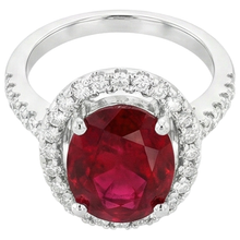 Afbeelding in Gallery-weergave laden, Solitaire Met Accent 7 Ct. Robijn En Diamanten Ring Wit Goud 14K