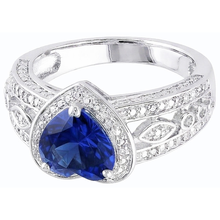 Afbeelding in Gallery-weergave laden, echte heart diamant 2karaat ring close-up detail
