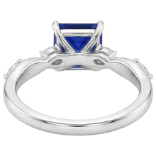 Afbeelding in Gallery-weergave laden, Solitaire Blauwe Saffier Ring Met Accent Marquise Natuurlijke uit de aarde gewonnen Diamanten 5.50 Karaat