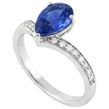 Afbeelding in Gallery-weergave laden, echte round saffier 5karaat ring close-up detail