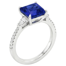 Afbeelding in Gallery-weergave laden, Solitaire Prinses Blauwe Saffier Peer & Ronde Natuurlijke uit de aarde gewonnen Diamant Accenten 6 Karaat