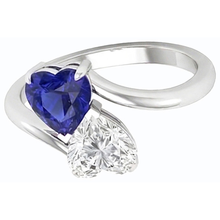 Afbeelding in Gallery-weergave laden, echte heart diamant 3karaat ring close-up detail