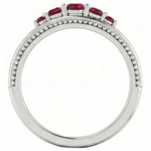 Afbeelding in Gallery-weergave laden, echte round robijn 1.10karaat ring close-up detail