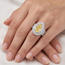 Afbeelding in Gallery-weergave laden, Uit de aarde gewonnen VVS Zuiverheid Fancy Gele Diamant Halo