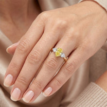 Afbeelding in Gallery-weergave laden, Uit de aarde gewonnen VVS Zuiverheid Gele Kanarie Diamant