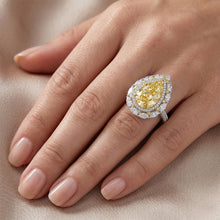 Afbeelding in Gallery-weergave laden, VVS Zuiverheid Halo Zetting Ring – Gele Kanarie Diamant 3,50