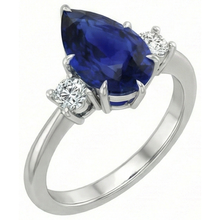 Afbeelding in Gallery-weergave laden, Verlovingsring met 3 stenen Peer Ceylon Saffier & Diamanten 4 karaat