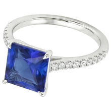 Afbeelding in Gallery-weergave laden, Verlovingsring met prinses geslepen blauwe saffier & natuurlijke uit de aarde gewonnen diamanten accenten 6 karaat