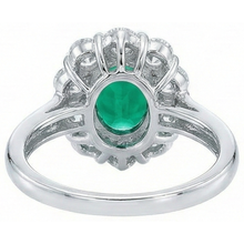 Afbeelding in Gallery-weergave laden, Verlovingsring Ovaal Geslepen Groene Smaragd GIA Met Natuurlijke uit de aarde gewonnen Diamant Witgoud 14K 6.5 Karaat
