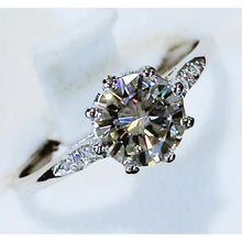 Afbeelding in Gallery-weergave laden, Verlovingsring Drie Stenen Ronde Echt Diamant 3 Karaat Witgoud