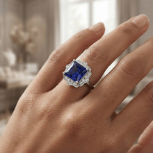 Afbeelding in Gallery-weergave laden, Vintage Stijl Natuurlijke uit de aarde gewonnen Diamanten Halo Ring Ceylonese Saffier Edelsteen 6 Karaat Goud
